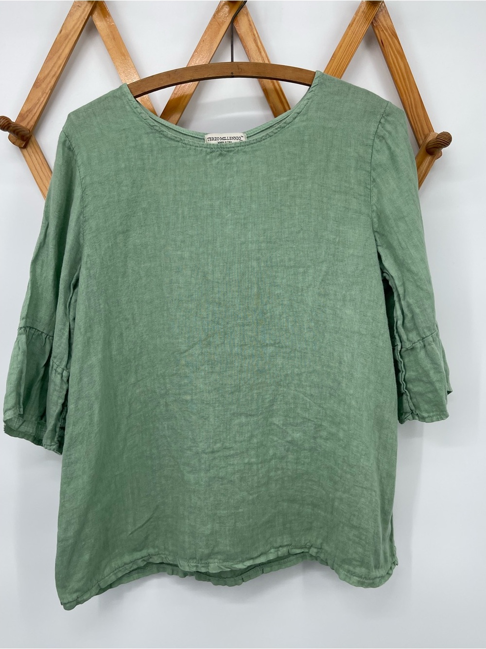 Terzo Millennio Green Linen Tunic with Three-Quarter Sleeves